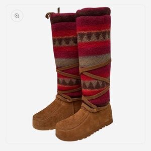 Steger Mukluks women’s 10-11
